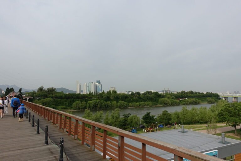 Seonyudo Park Seoul: A Peaceful Island in the Middle of the Han River